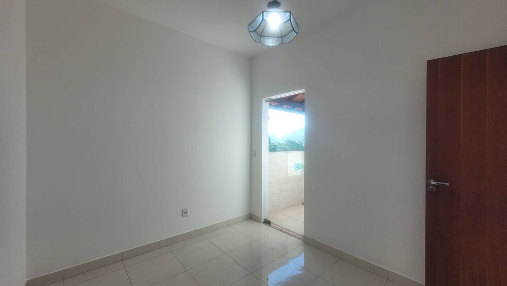 Apartamento para alugar com 3 quartos, 107m² - Foto 4