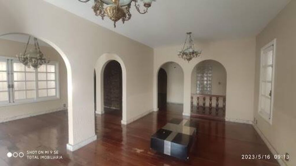 Casa à venda com 4 quartos, 360m² - Foto 3