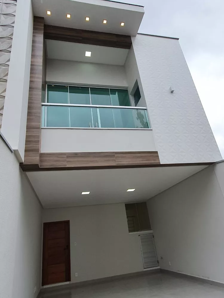 Casa à venda com 3 quartos, 149m² - Foto 3