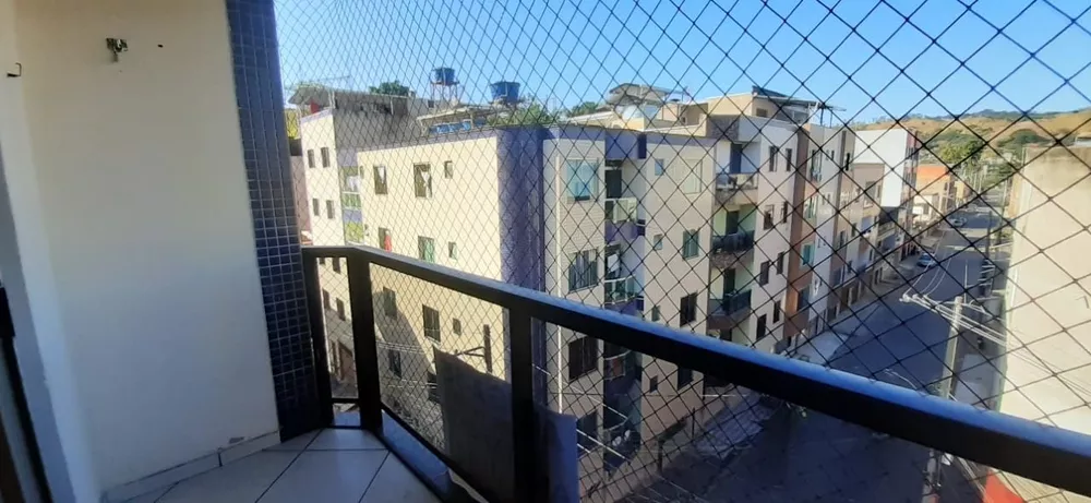 Apartamento à venda com 3 quartos, 96m² - Foto 2