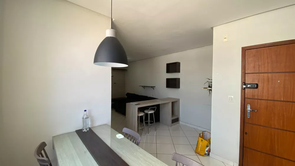 Apartamento à venda com 3 quartos - Foto 2