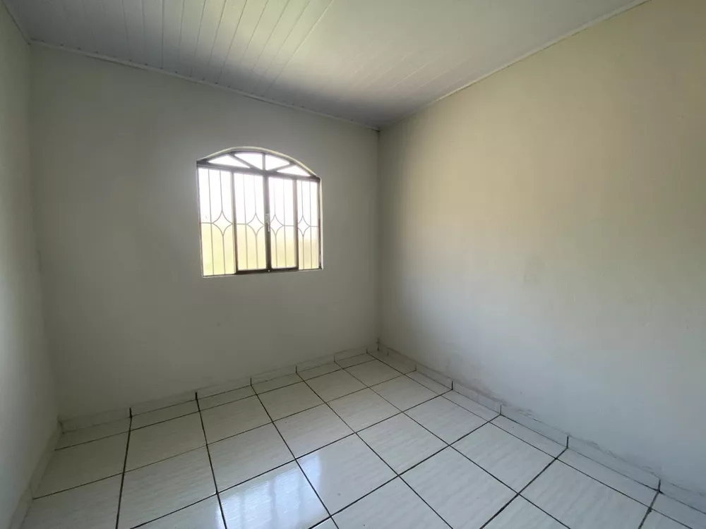 Casa à venda com 2 quartos, 360m² - Foto 3