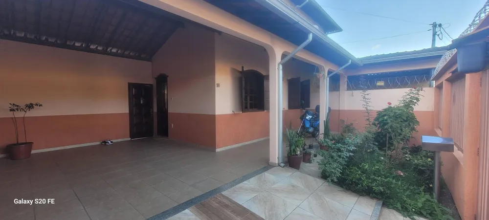 Casa, 3 quartos, 200 m² - Foto 1