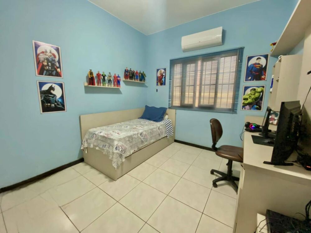 Casa, 3 quartos, 240 m² - Foto 1