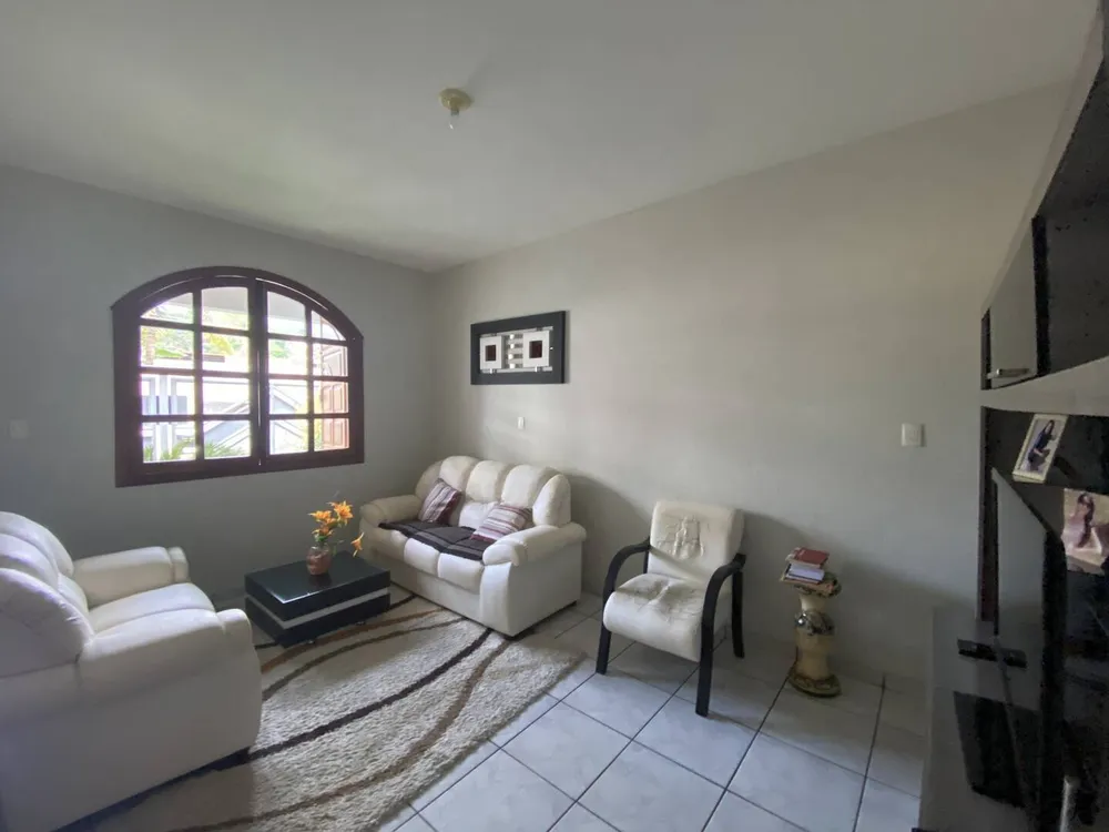 Casa, 3 quartos, 200 m² - Foto 2