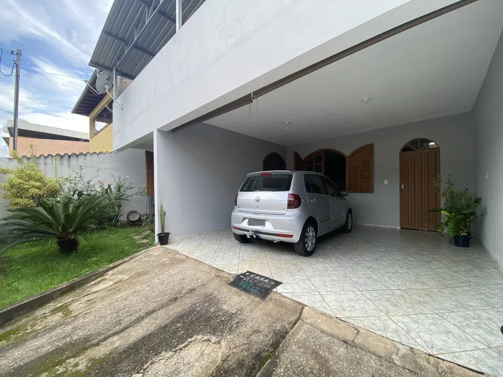 Casa, 3 quartos, 200 m² - Foto 1