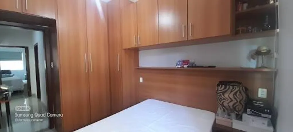 Casa, 3 quartos, 250 m² - Foto 4