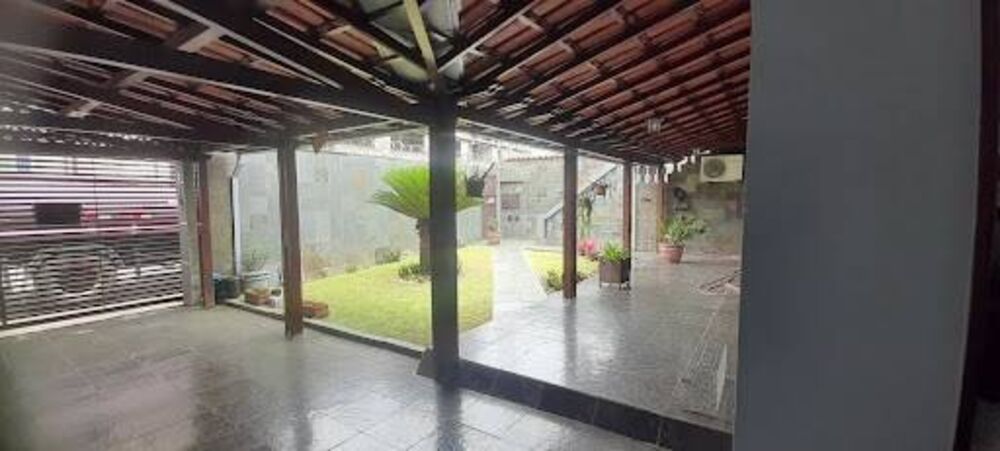 Casa, 4 quartos, 160 m² - Foto 1