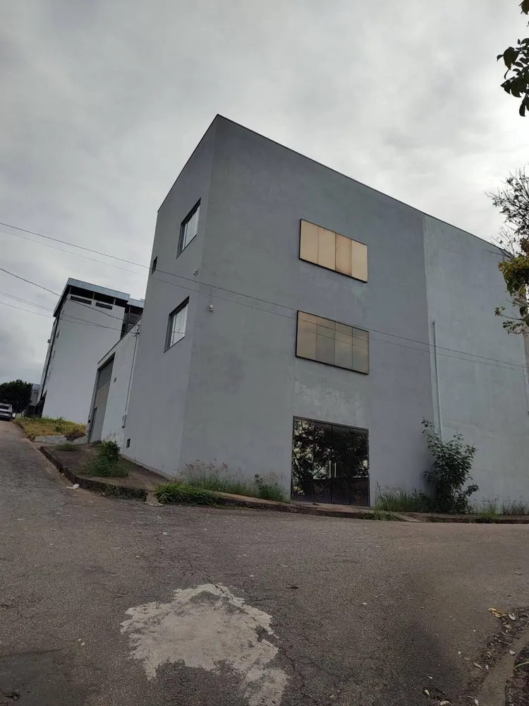 Depósito-Galpão, 660 m² - Foto 1