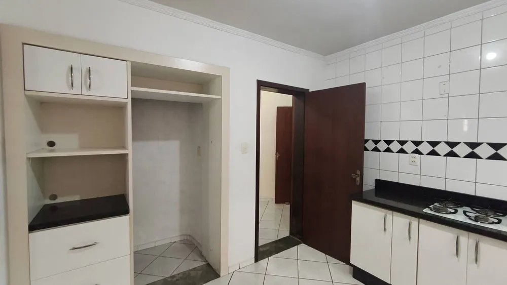Casa, 4 quartos, 293 m² - Foto 4