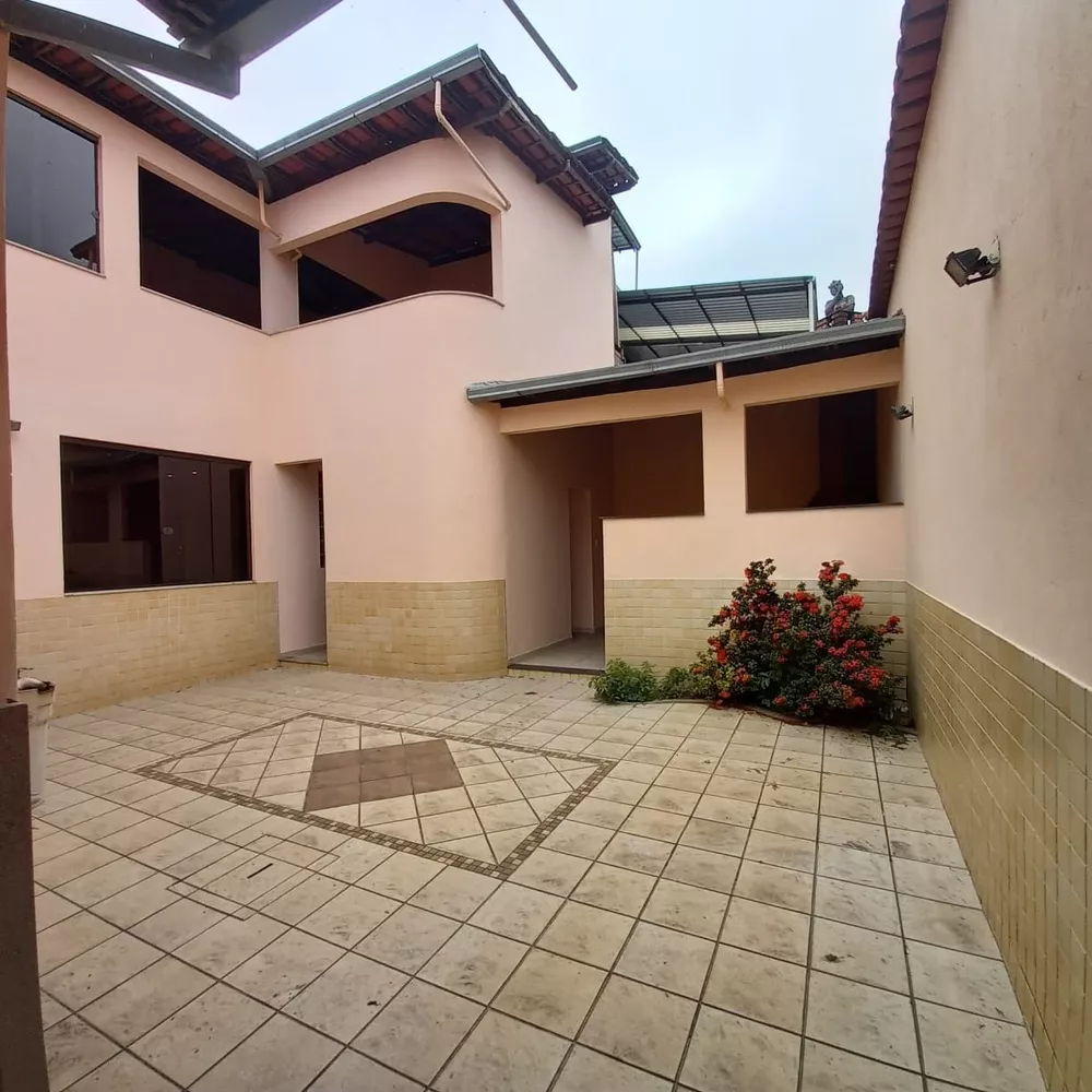 Casa à venda com 4 quartos, 280m² - Foto 6