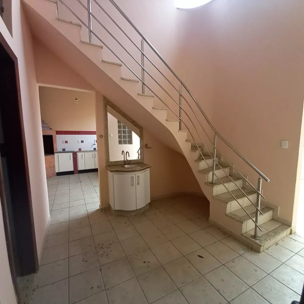 Casa à venda com 4 quartos, 280m² - Foto 12