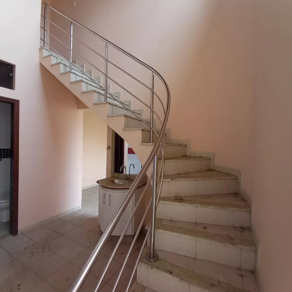 Casa à venda com 4 quartos, 280m² - Foto 8