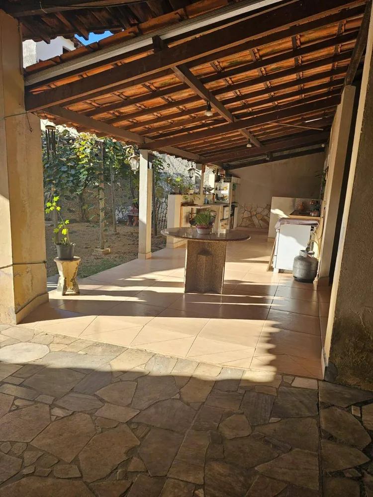 Casa, 4 quartos, 226 m² - Foto 8