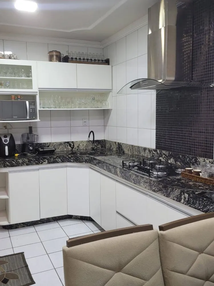 Casa, 3 quartos, 181 m² - Foto 7