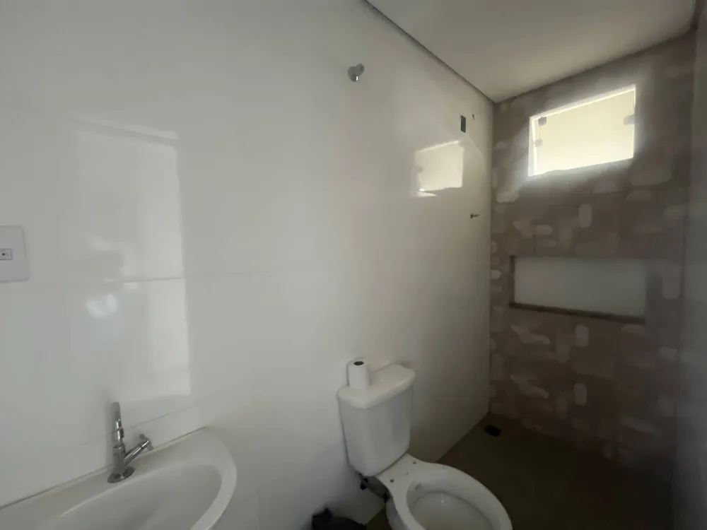 Casa, 2 quartos, 200 m² - Foto 2