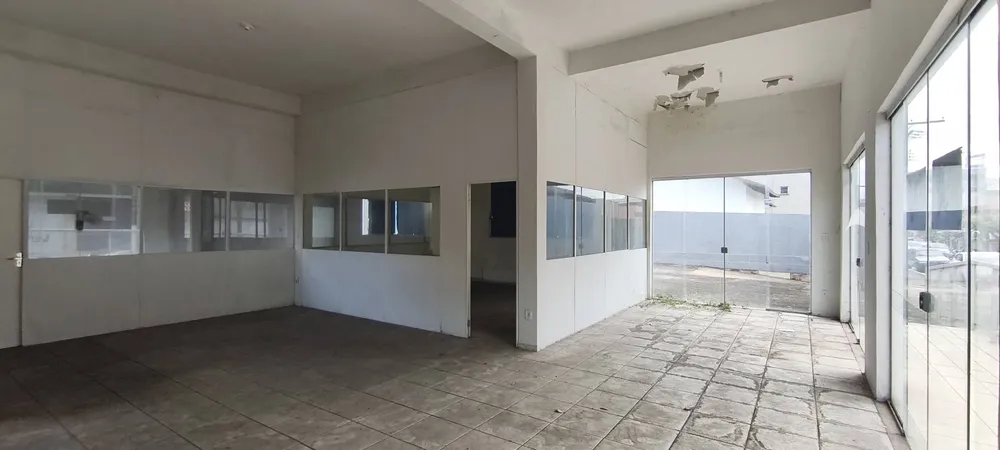 Loja-Salão, 1406 m² - Foto 2