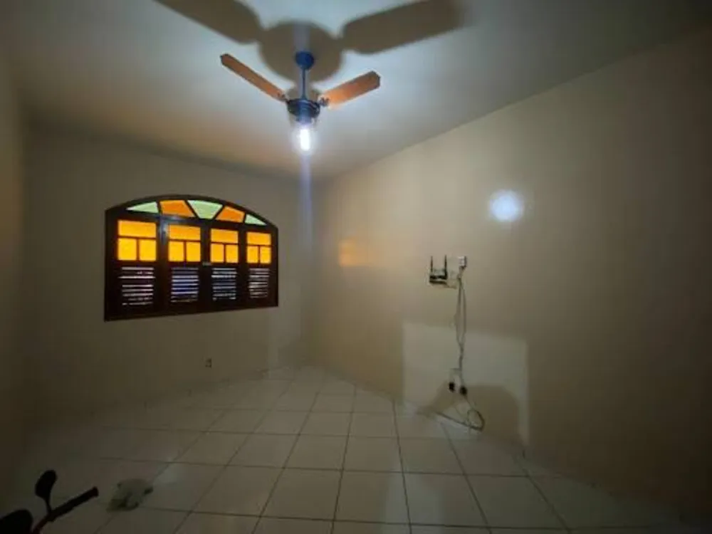 Casa, 3 quartos, 204 m² - Foto 2