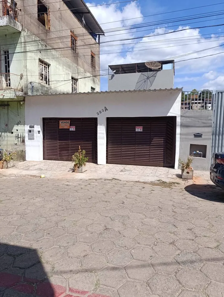 Casa, 3 quartos, 188 m² - Foto 1