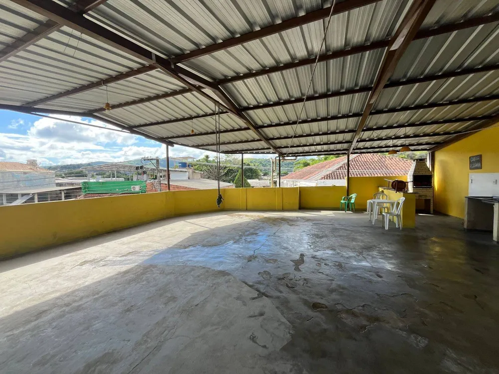 Casa, 2 quartos, 220 m² - Foto 1