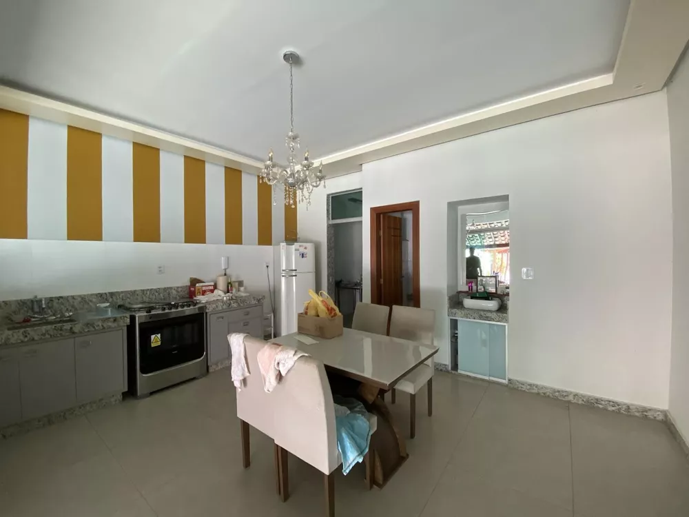 Casa à venda com 3 quartos, 360m² - Foto 12