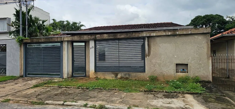 Casa, 3 quartos, 200 m² - Foto 1