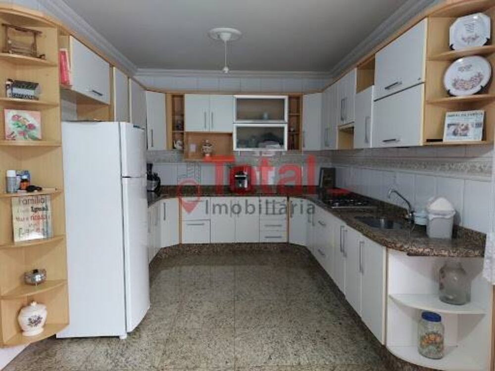 Casa, 4 quartos, 481 m² - Foto 1