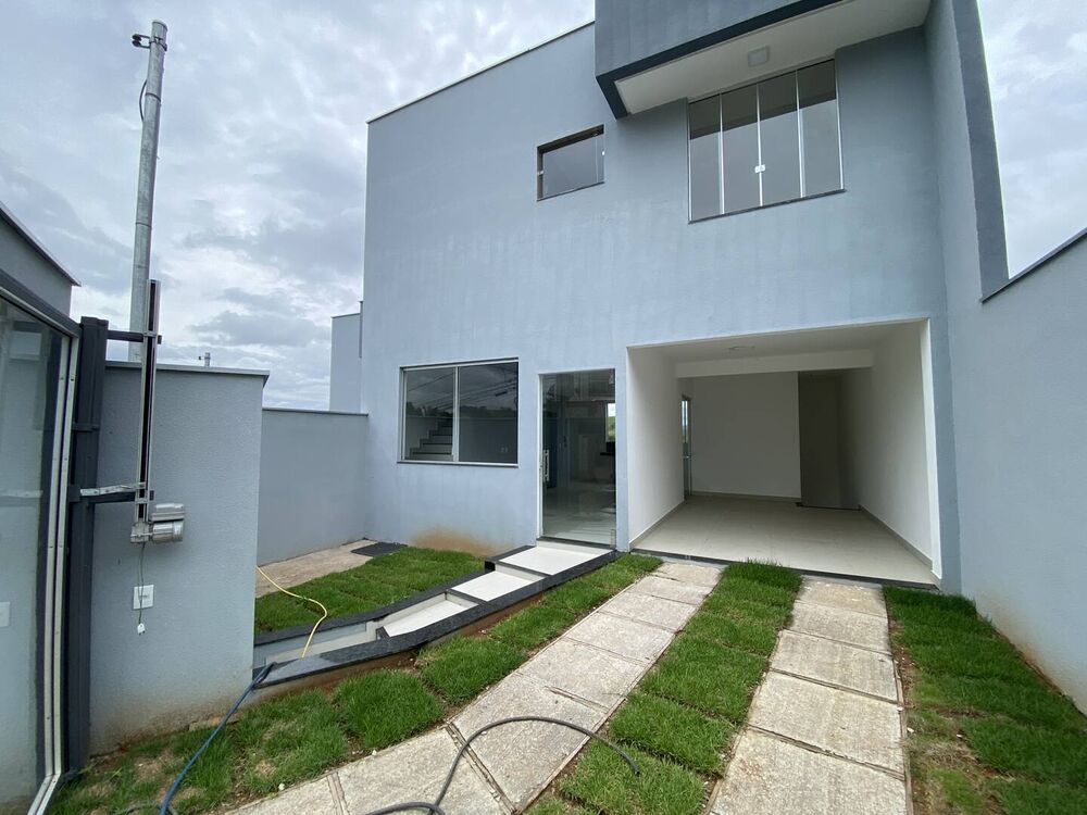 Casa, 3 quartos, 126 m² - Foto 1