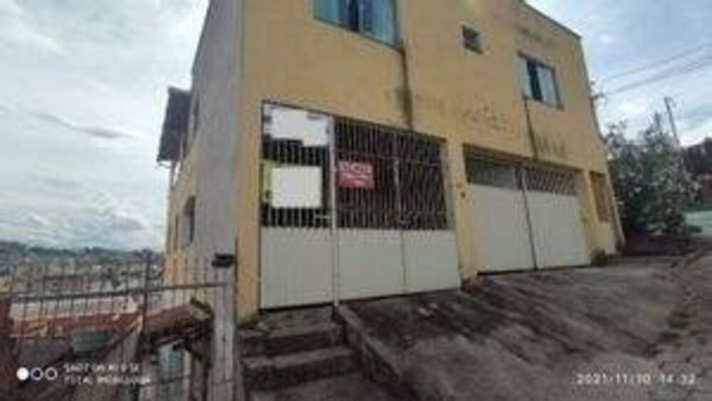 Casa à venda com 3 quartos - Foto 1