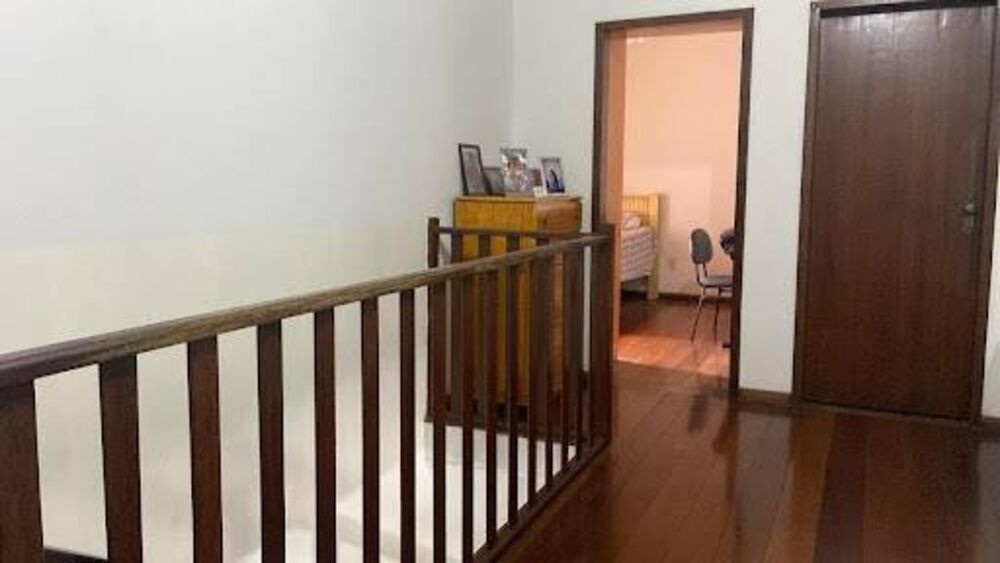 Casa para alugar com 3 quartos, 150m² - Foto 1