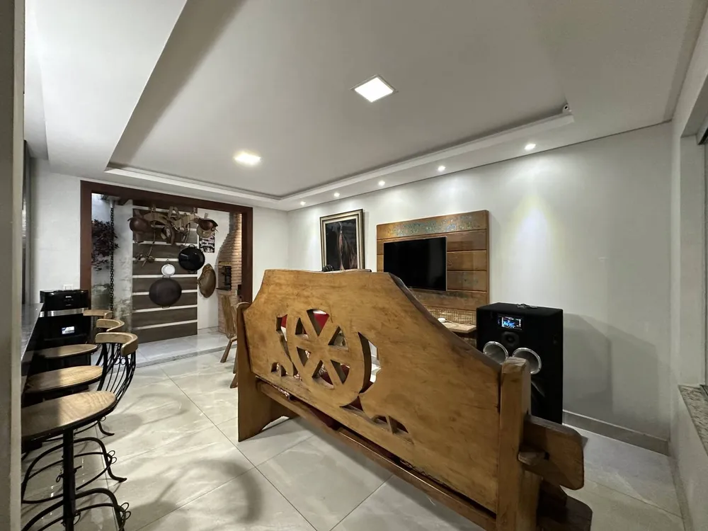 Casa, 3 quartos, 170 m² - Foto 3