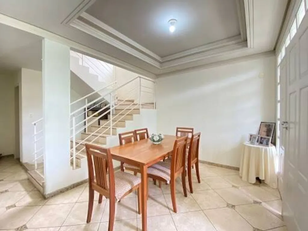 Casa, 3 quartos, 315 m² - Foto 4