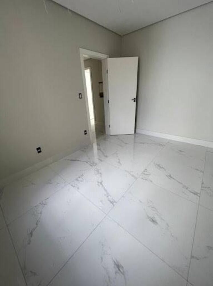 Apartamento, 3 quartos, 140 m² - Foto 1