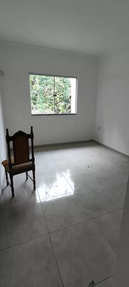 Apartamento à venda com 3 quartos, 150m² - Foto 2