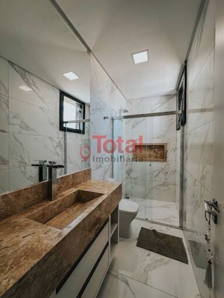 Casa, 3 quartos, 212 m² - Foto 2