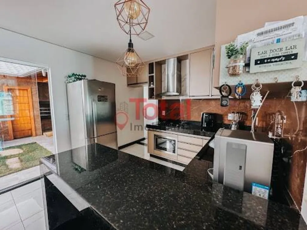 Casa, 3 quartos, 212 m² - Foto 8