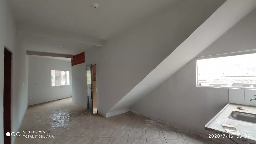 Apartamento à venda com 2 quartos, 60m² - Foto 1