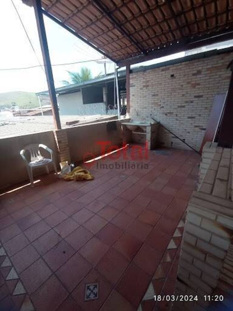 Casa à venda com 4 quartos, 170m² - Foto 4