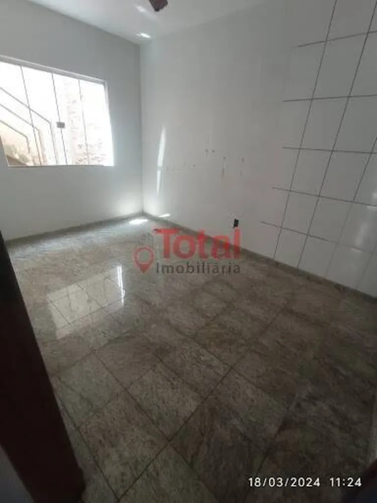 Casa, 4 quartos, 170 m² - Foto 1