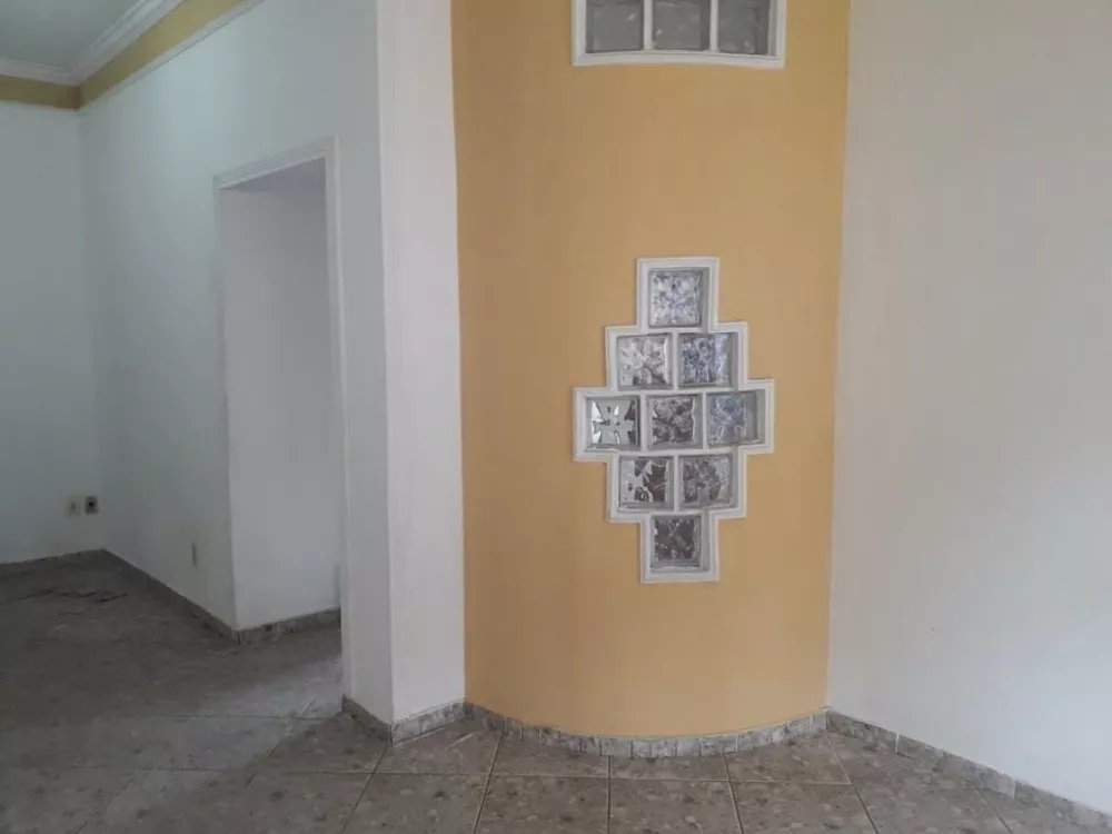 Casa à venda com 2 quartos, 140m² - Foto 3