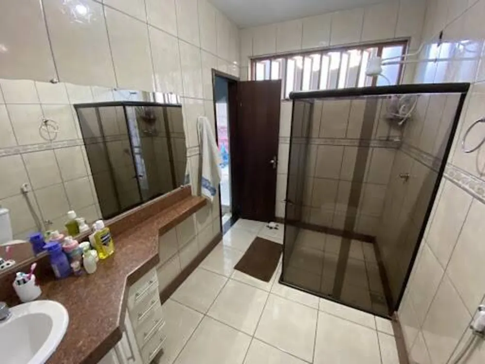 Casa, 4 quartos, 280 m² - Foto 2