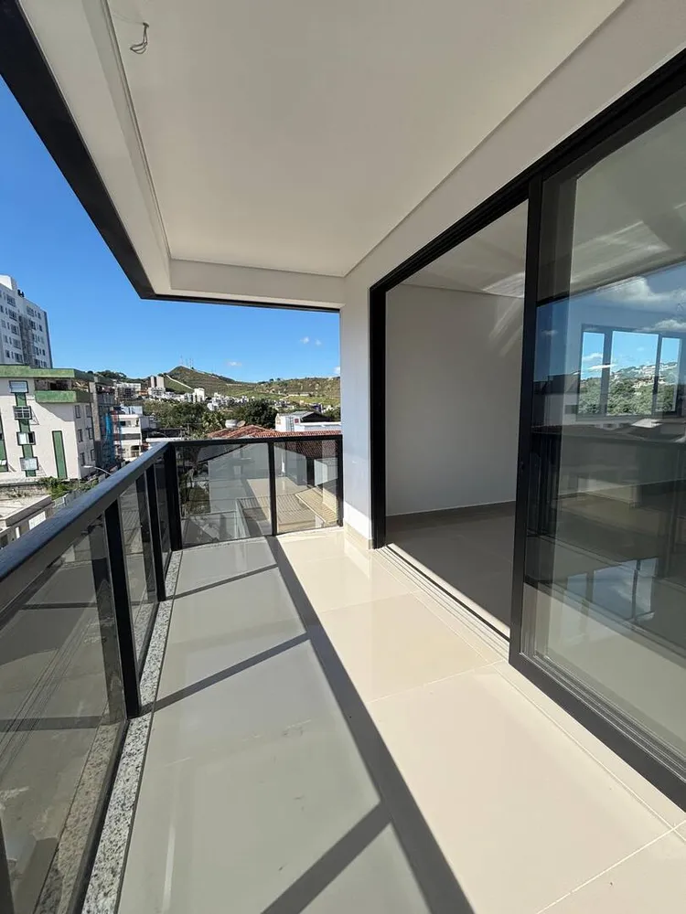 Apartamento, 3 quartos, 100 m² - Foto 1