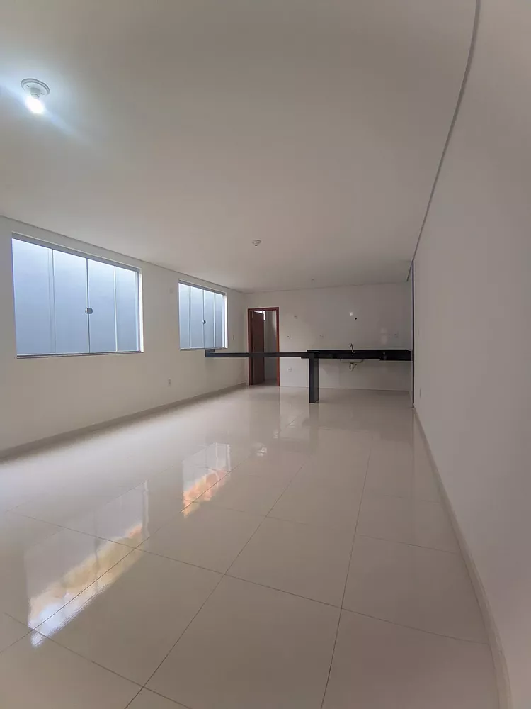 Casa à venda com 3 quartos, 200m² - Foto 6