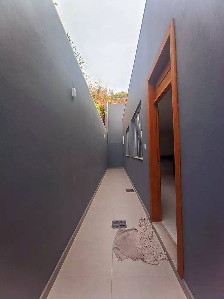 Casa à venda com 3 quartos, 200m² - Foto 5