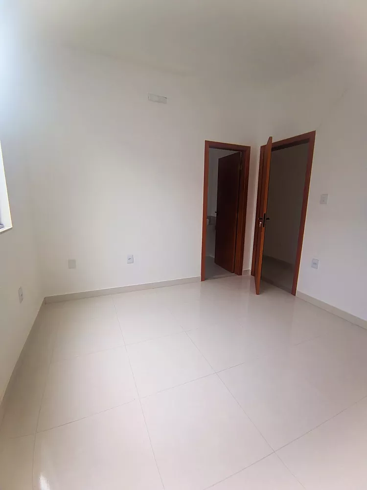 Casa à venda com 3 quartos, 200m² - Foto 11