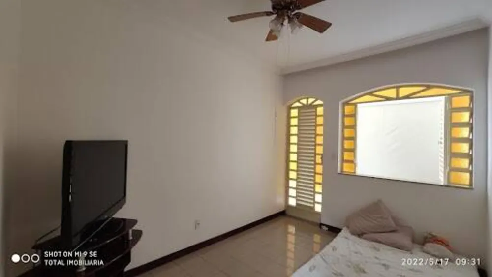 Casa, 4 quartos - Foto 1