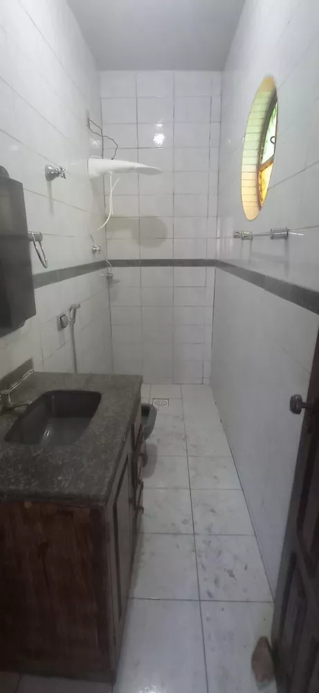 Casa à venda com 3 quartos, 360m² - Foto 2