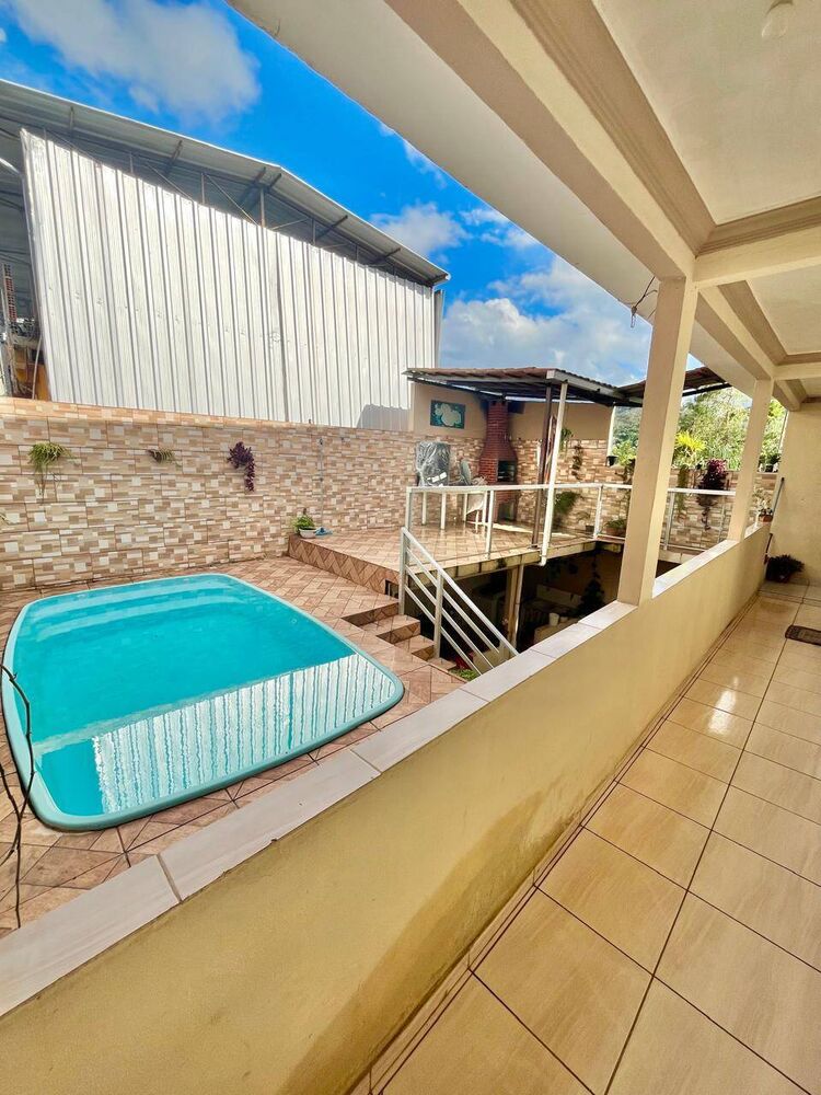 Casa, 5 quartos, 260 m² - Foto 1