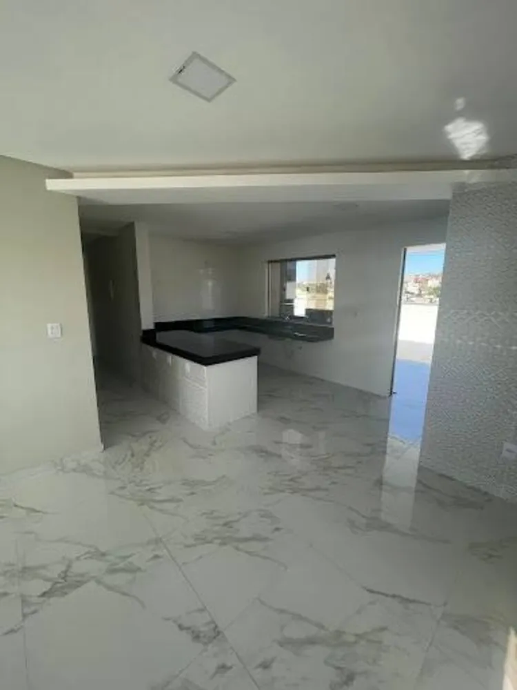 Cobertura, 3 quartos, 232 m² - Foto 2