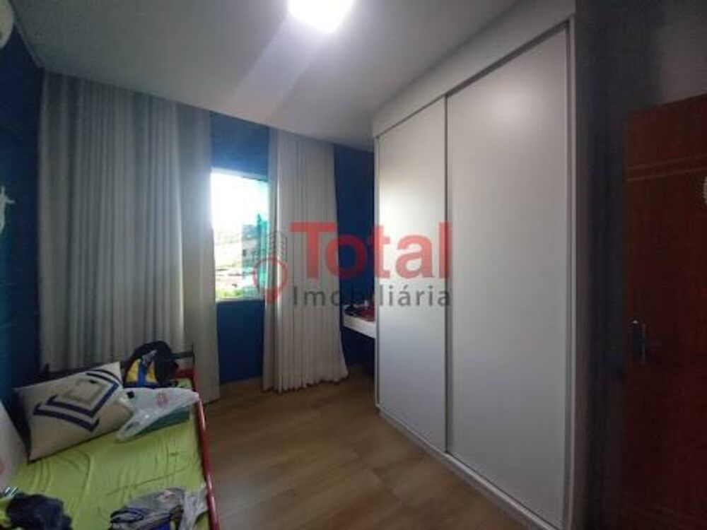 Apartamento à venda, 236m² - Foto 2